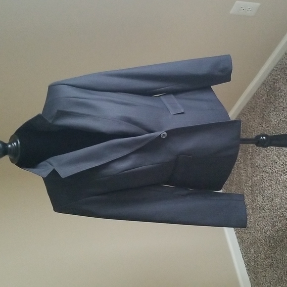 Very Sharp Never Worn Charcoal Gray Isabel & Nina Pantsuit. - Picture 1 of 5